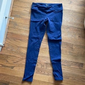 Splits 59 Navy leggings Small